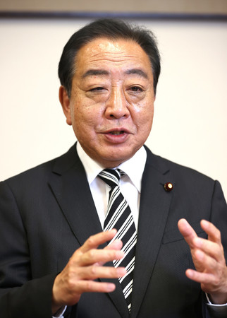 インタビューに応じる立憲民主党の野田佳彦元首相＝９日、国会内