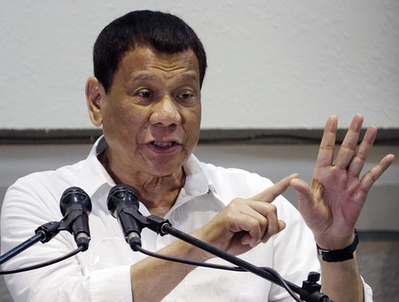 フィリピンのドゥテルテ前大統領＝２０１９年６月、ダバオ（ＥＰＡ時事）