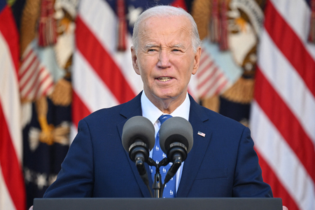 バイデン米大統領=11月26日、ワシントン(AFP時事)