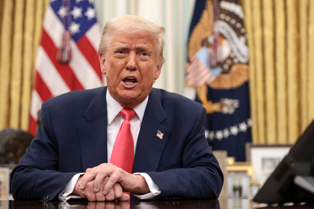 トランプ米大統領=6日、ワシントン(AFP時事)