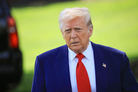 トランプ米大統領=4月29日、ワシントン(AFP時事)