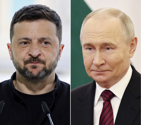 ウクライナのゼレンスキー大統領(左)とロシアのプーチン大統領(AFP時事)