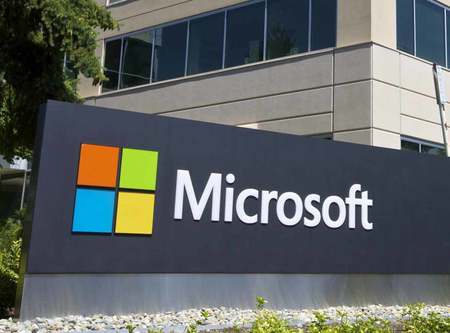 米ワシントン州レドモンドにあるマイクロソフト本社の看板(AFP時事)