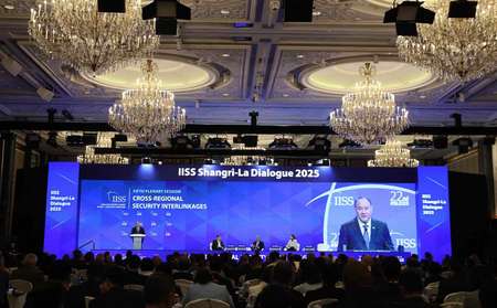 アジア安全保障会議=1日、シンガポール(EPA時事)