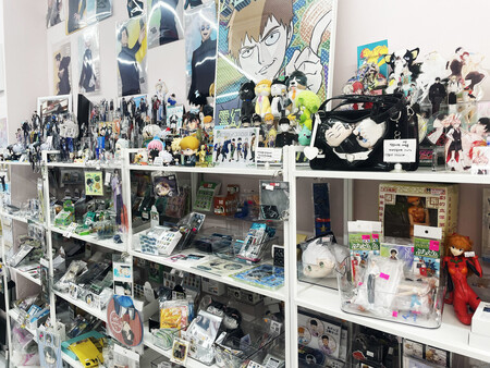 ソウルの弘大地区で、日本のアニメ関連商品を販売する小物店＝１３日