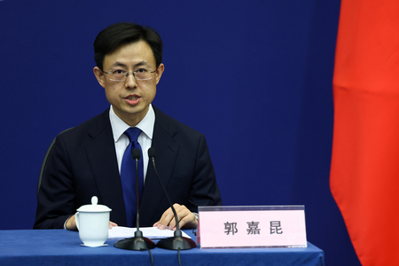 中国外務省の郭嘉昆副報道局長＝５月１１日、北京（ＥＰＡ時事）