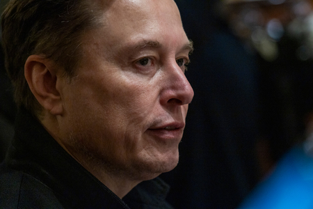 米テスラのイーロン・マスク最高経営責任者（ＣＥＯ）＝４月１０日、ワシントン（ＥＰＡ時事）