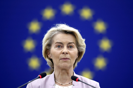 欧州連合(EU)のフォンデアライエン欧州委員長=9日、フランス・ストラスブール(EPA時事)