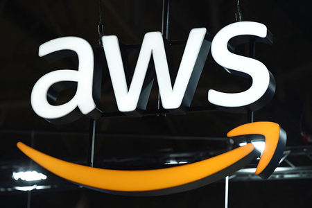 米アマゾン・ウェブ・サービス(AWS)のロゴマーク(AFP時事)