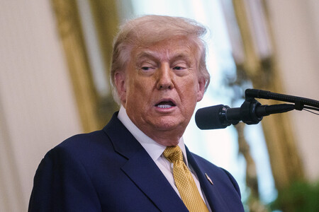 トランプ米大統領＝１６日、ワシントン（ＥＰＡ時事）