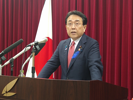 赤沢亮正経済再生担当相=8日、東京都千代田区