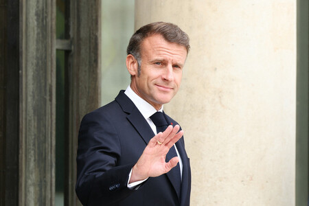 フランスのマクロン大統領=23日、パリ(AFP時事)