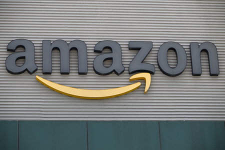 米アマゾンのロゴマーク（ＡＦＰ時事）