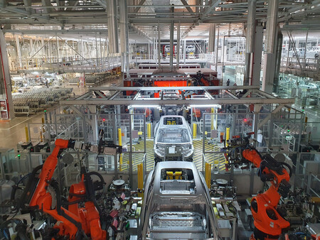 中国の電気自動車（ＥＶ）生産ライン＝４月２２日、安徽省合肥