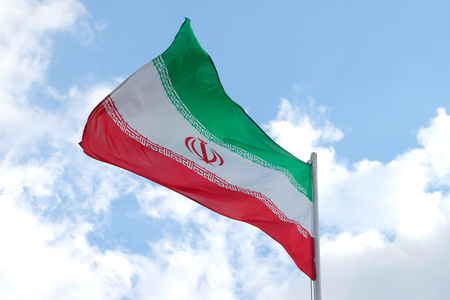 イラン国旗（ＥＰＡ時事）