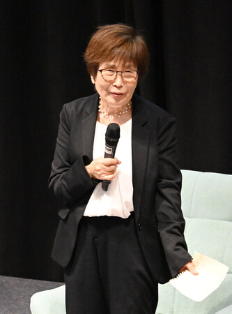 １６日、オーストラリア・シドニーで講演する被爆者の小倉桂子さん