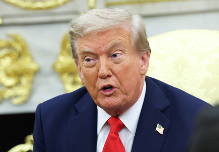 トランプ米大統領=18日、ワシントン(AFP時事)