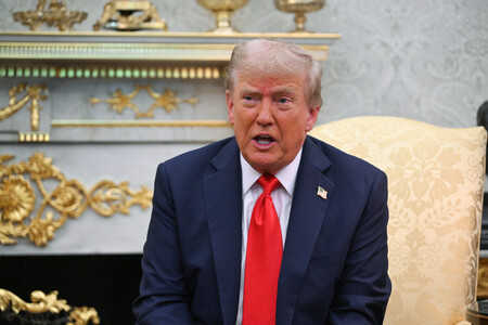 3日、ワシントンで発言するトランプ米大統領(EPA時事)