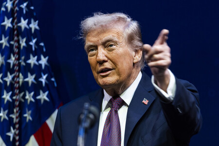トランプ米大統領=8日、ワシントン(EPA時事)