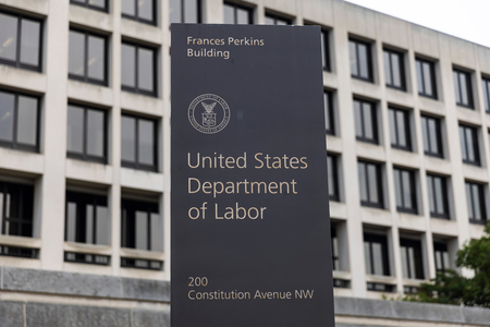 米労働省＝８月５日、ワシントン（ＥＰＡ時事）