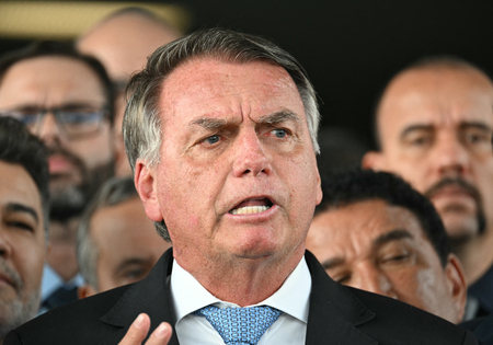 ブラジルのボルソナロ前大統領＝３月２６日、ブラジリア（ＡＦＰ時事）