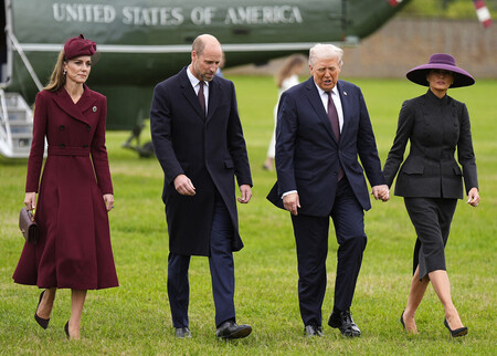 ウィリアム英皇太子夫妻（左）とトランプ米大統領夫妻＝１７日、英南部ウィンザー（ＡＦＰ時事）