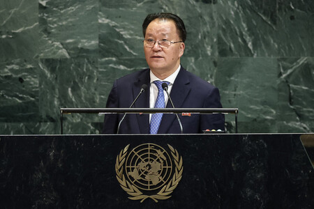 ２９日、ニューヨークで開かれた国連総会で演説する北朝鮮の金先敬外務次官（ＡＦＰ時事）