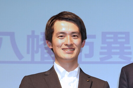 芦屋市の高島崚輔市長=2024年4月、京都府八幡市