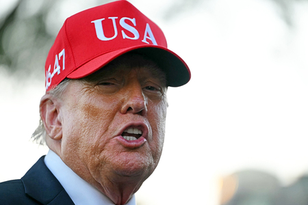 トランプ米大統領=5日、ワシントン(AFP時事)